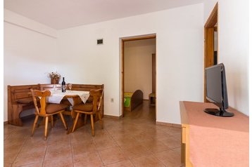 Croazia Privát Labin, Esterno
